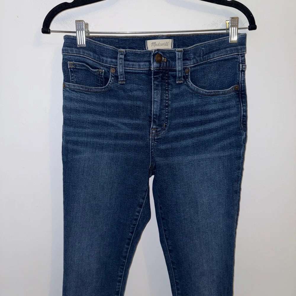 Madewell Women’s Dark Wash 9